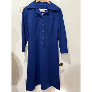 Women's Holt Renfrew vintage Wool collared button front coat Dress Size M Blue